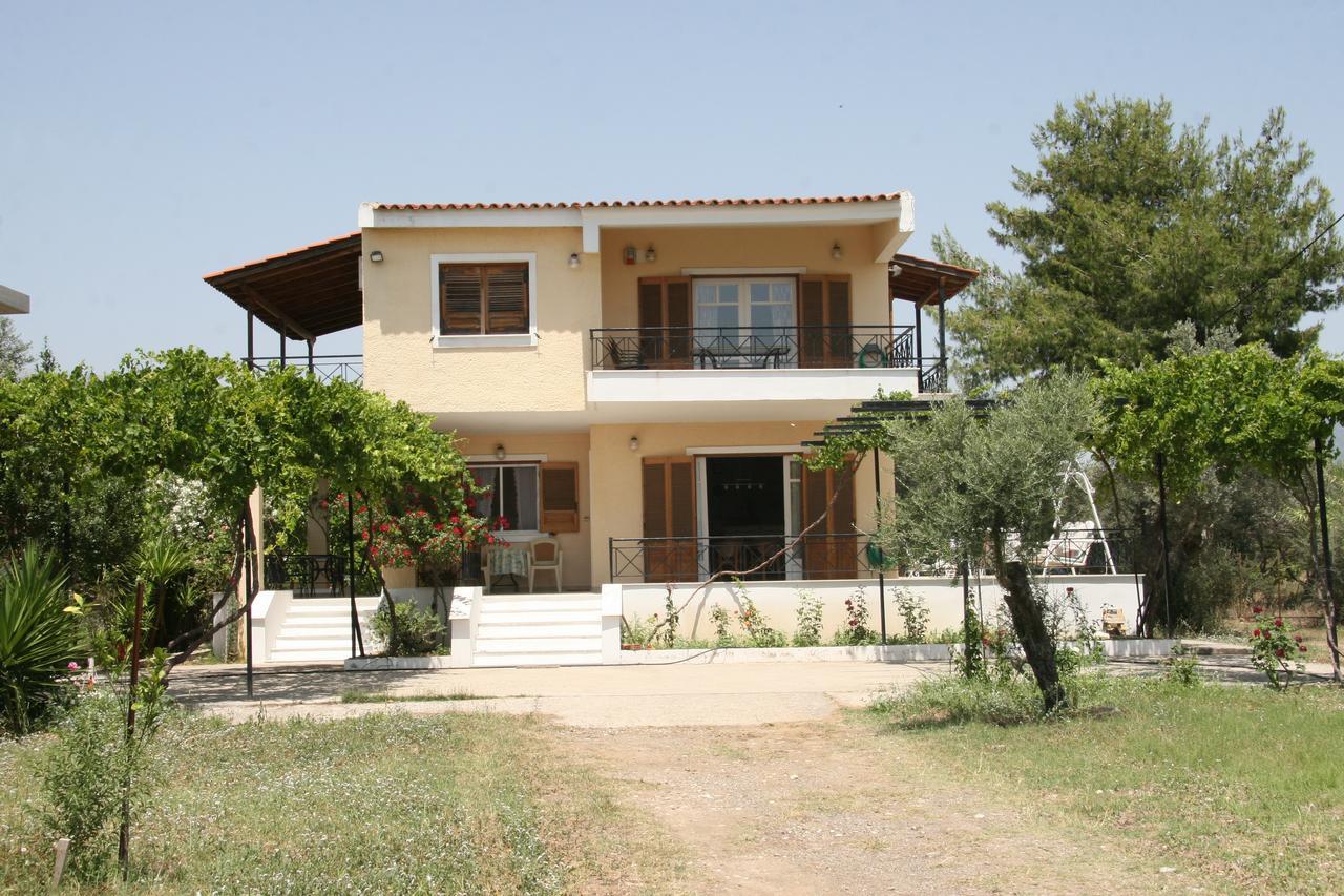 Villa Vlichos Amarynthos Exterior foto