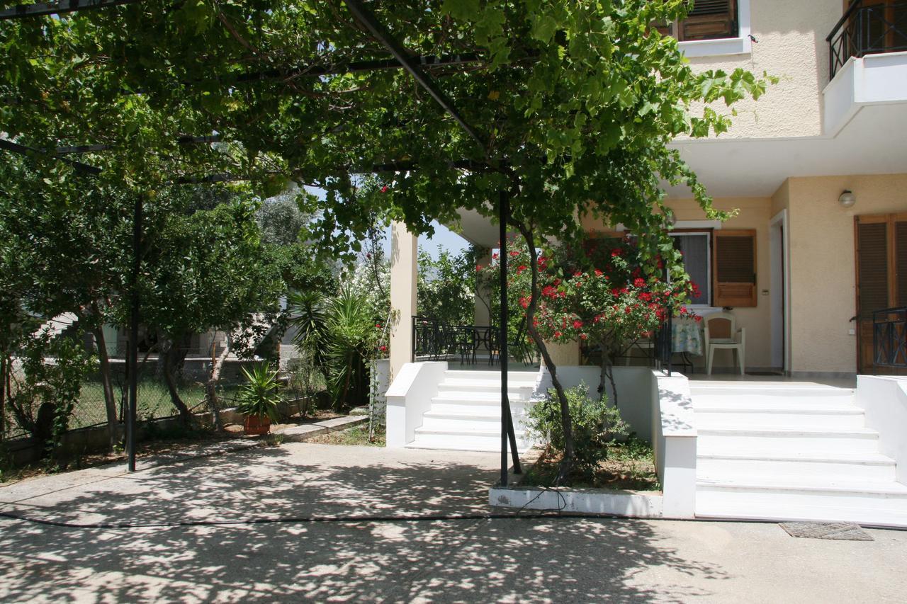 Villa Vlichos Amarynthos Exterior foto