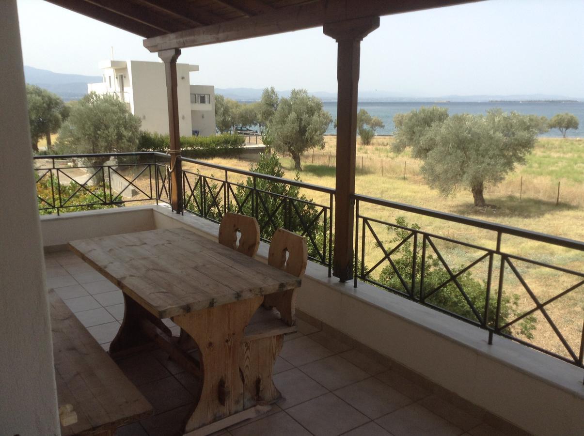Villa Vlichos Amarynthos Exterior foto