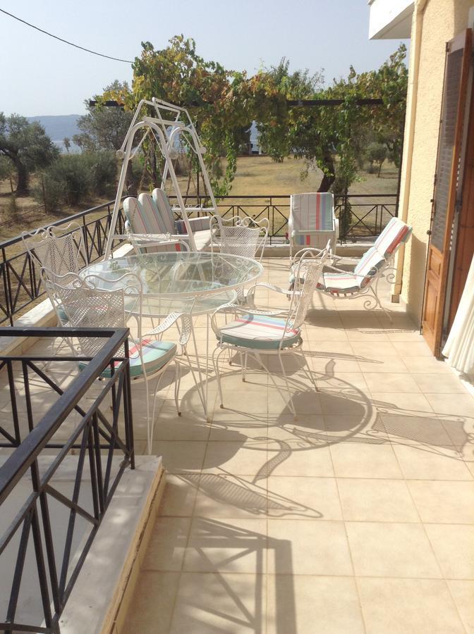 Villa Vlichos Amarynthos Exterior foto